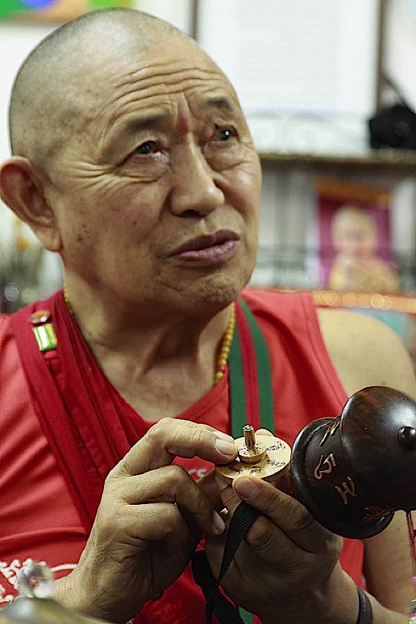 Buddha Weekly H.E. Garchen Rinpoche examines workings of Prayer Wheel Buddhism