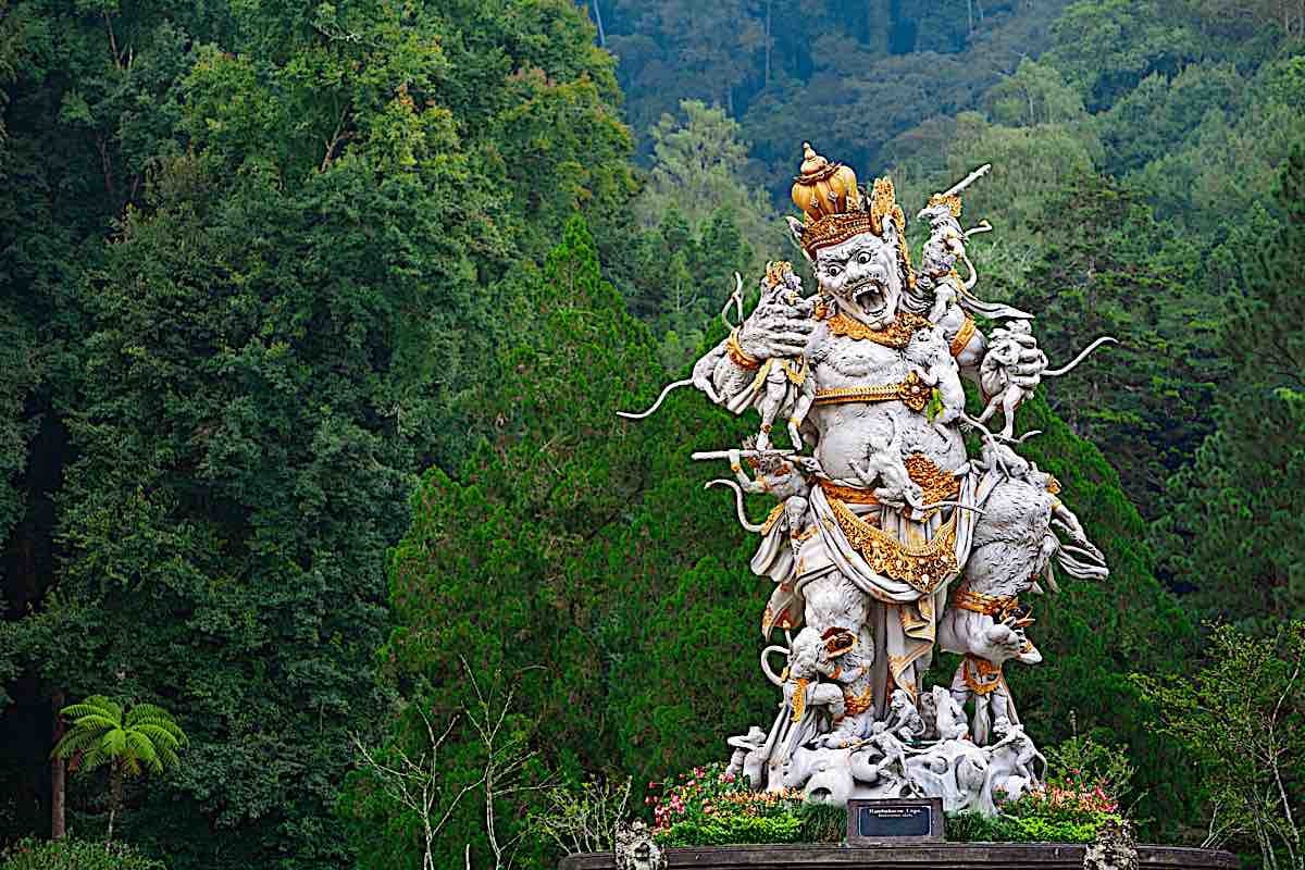 Buddha Weekly Ancient Statue of Kumbakarna a Rakshsa Buddhism