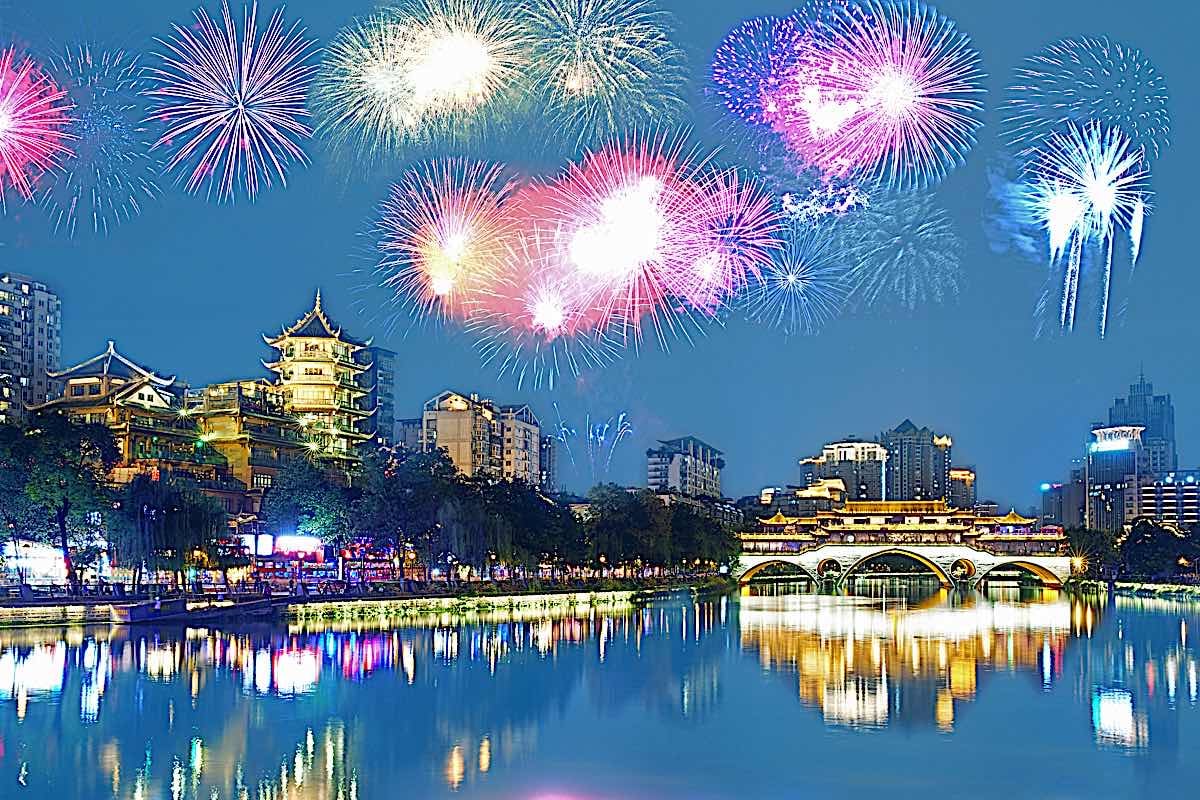 Buddha Weekly Fireworks Chinese New Year Chengdu Nan River Anshun bridge Sichual province dreamstime m 181848358 Buddhism