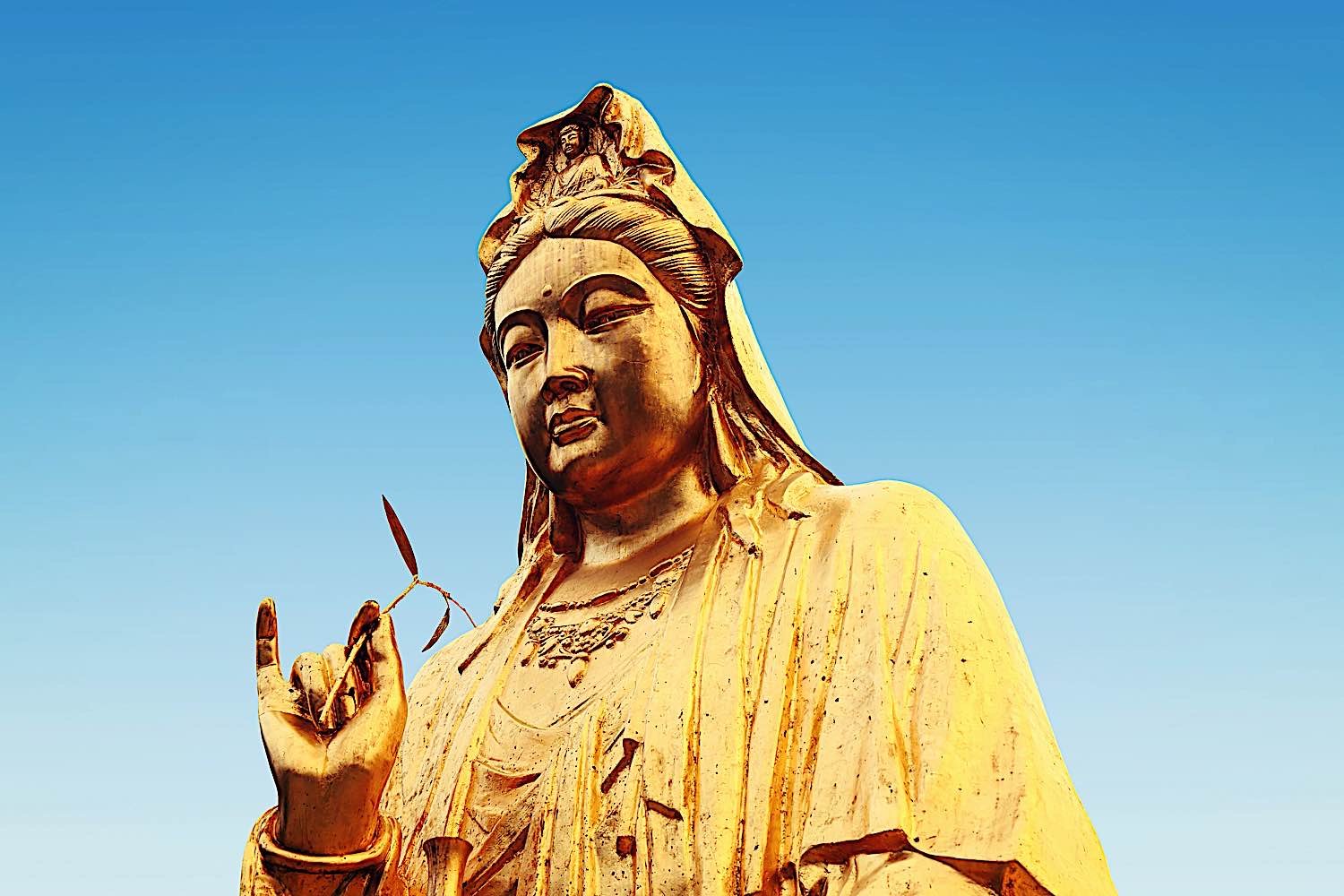 Buddha Weekly Guanyin Kwan Yin Kuan Yin Kannon Avalokiteshvara statue Goddess of Mercy Buddhism