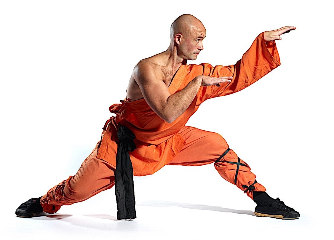 Buddha Weekly Shaolin monk training in martial arts kung fu Buddhism