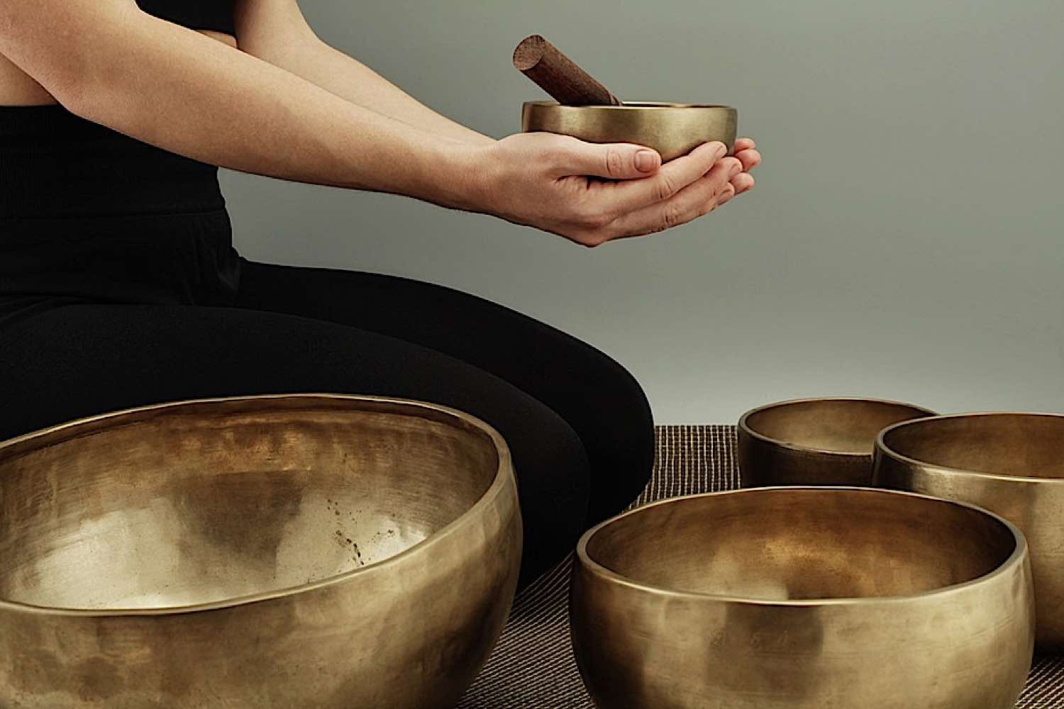 Buddha Weekly Singing bowls Buddhism