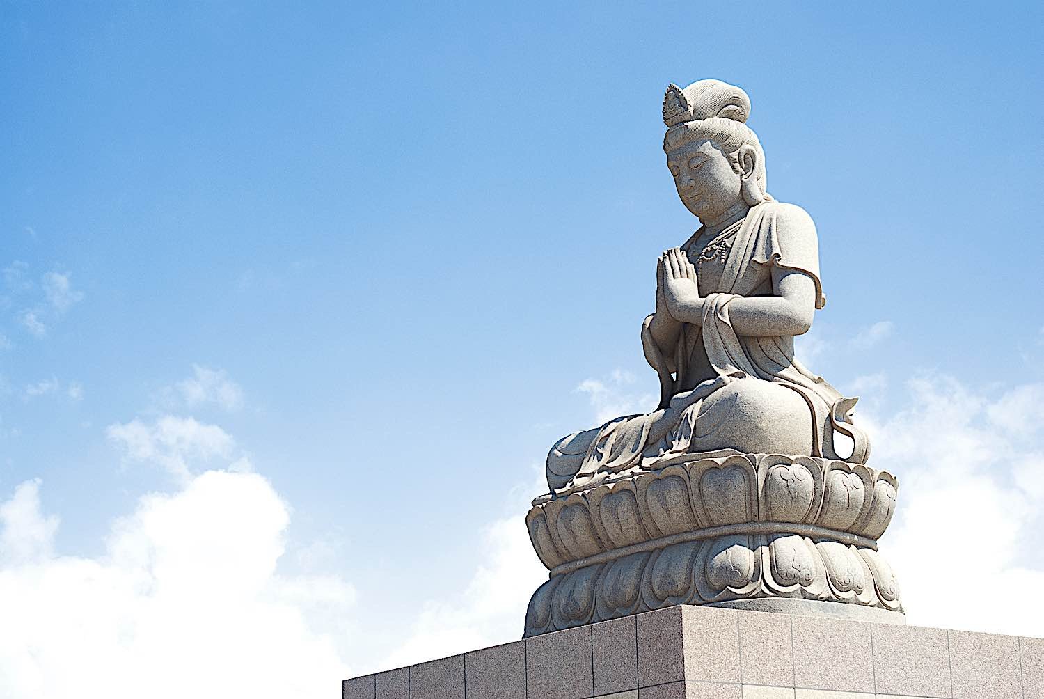 Buddha Weekly Stone statue of Guanyin teaching Taouyuan Taiwan Buddhism