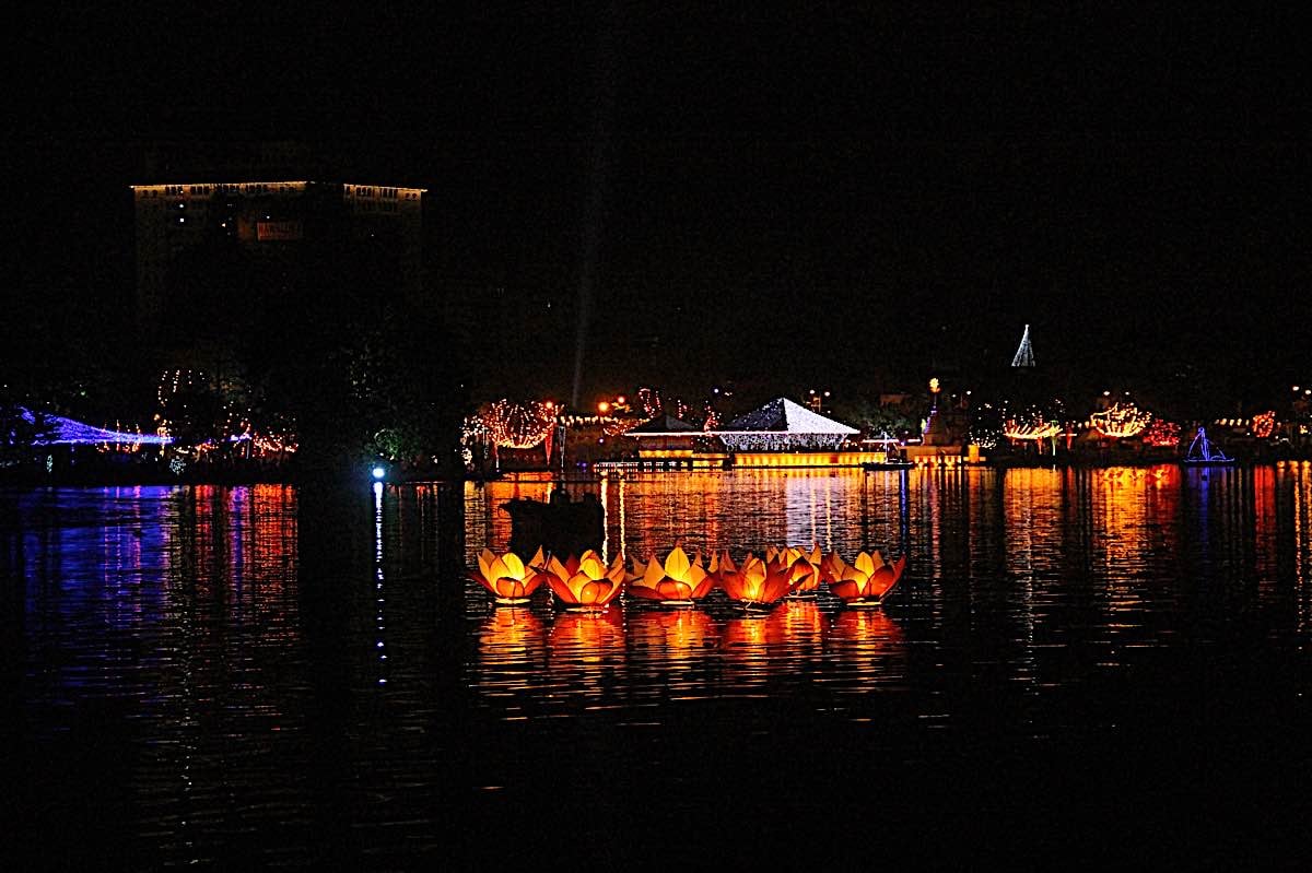 Buddha Weekly Vesak festival colombo night Sri lanka peace and beautiful near gangarama temple lanterns for buddah dreamstime xxl 73792010 Buddhism