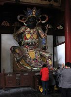 Buddha Weekly Zengzhang Tianwang South Hangzhou Lingyin Tempel 04 Waechter 2012 gje Buddhism