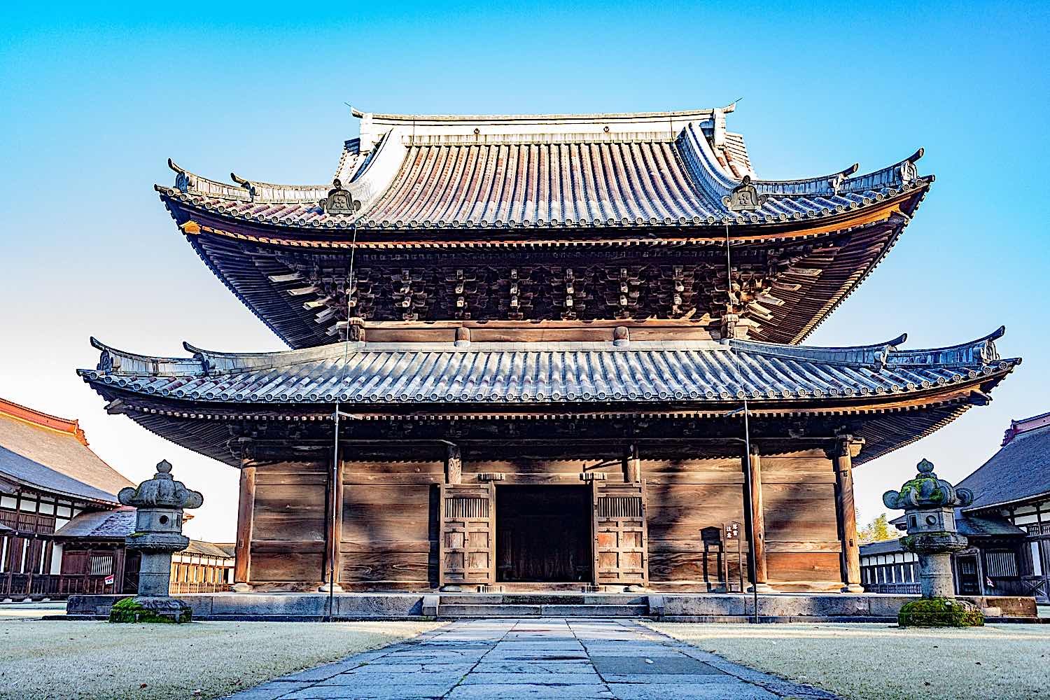 Buddha Weekly Zuiryuji a beautiful Soto Zen Buddhist Temple in Takaoka Toyama Prefecture Japan Edo Period national treasure of Japan dreamstime l 213889472 Buddhism