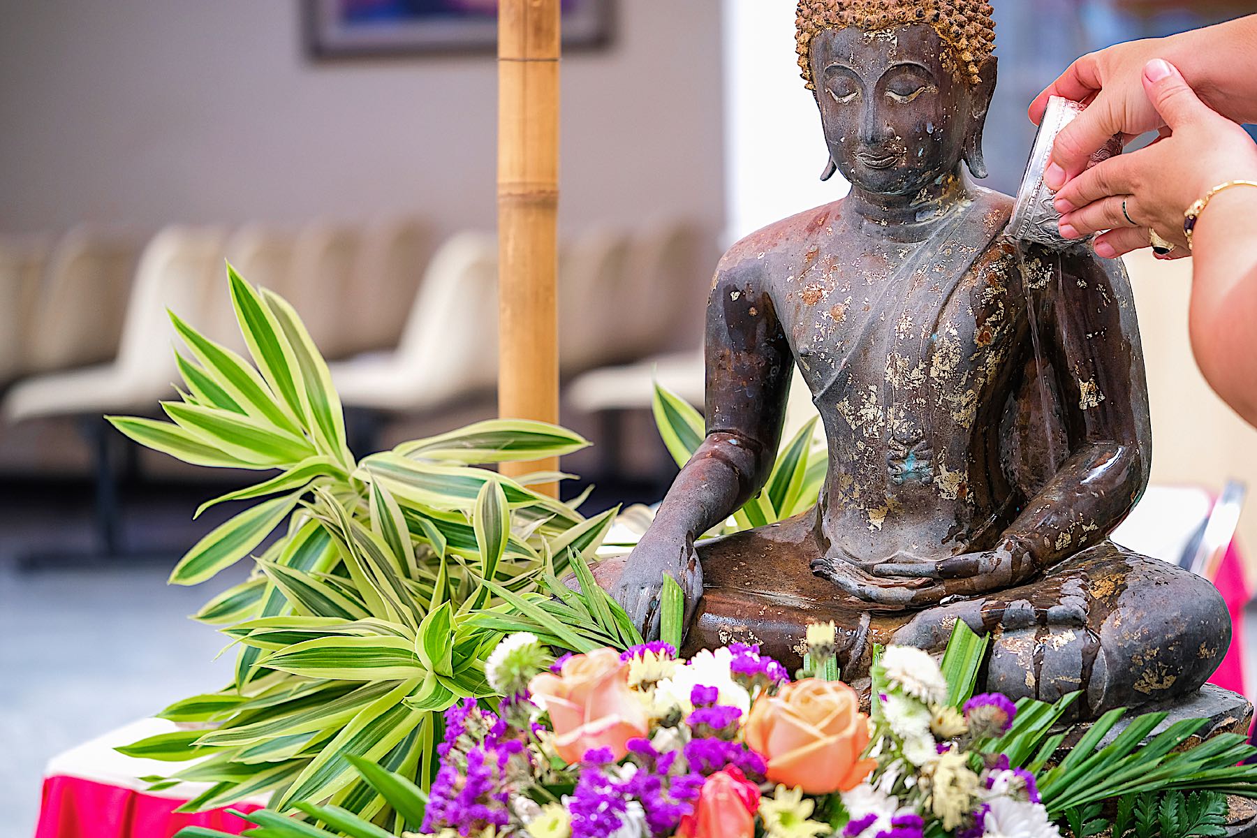 Songkran day 115415124 1800.BuddhaWeekly