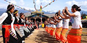 Buddha Weekly Losar Festival dancing Buddhism custom crop