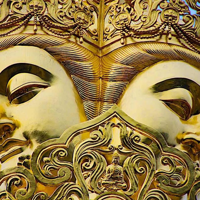 Buddha-Weekly-Samantabhadra 1 in Mahayana as Bodhisattva on Mount Emei in China known as Puxian dreamstime_xxl_162514998-Buddhism Samantabhadra Bodhisattva's giant statue on the Golden Mount Emei. He is known in Chaina as Puxian.