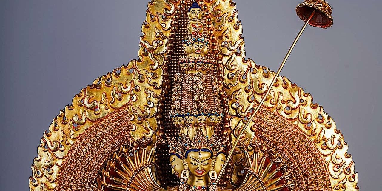 Sitatapatra, a form of White Tara from Sutra, a protective supreme form who emerged from Shakyamuni Buddha's Ushnisha and is known to be most most protective of Enlightened Deities.