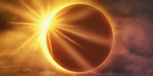 Buddha Weekly Solar Eclipse dreamstime xxl 147700119 Buddhism custom crop