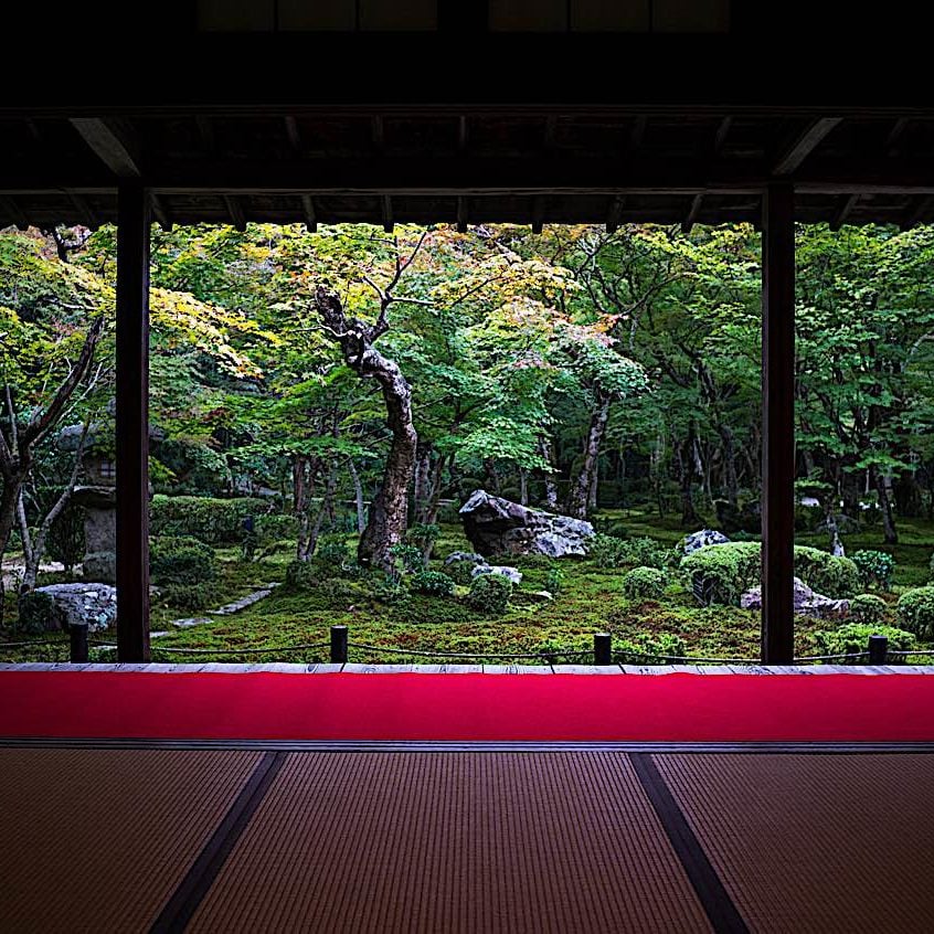 Buddha-Weekly-Zen garden and Tatami mats room-Buddhism A serene space with zen garden would be a wonderful meditation room, but ultimately all you need is a little personal space and privacy for quiet contemplation.