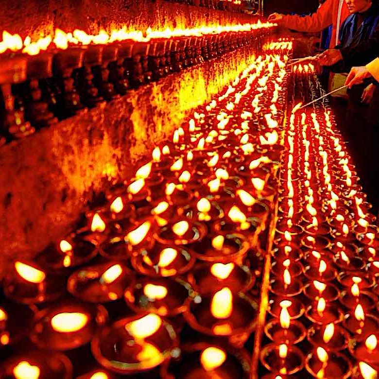 Light_butter_lamps Light_butter_lamps- Pivotal - HR - Solutions - Blog Photo By Yasunori Koide