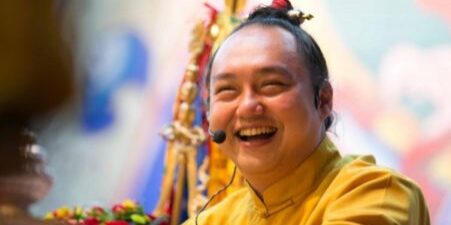 Namdrol Rinpoche teaching. Rinpoche is known for his approachable and down-to-earth style.