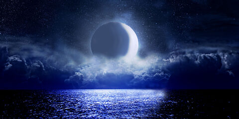 New Moon_147904397
