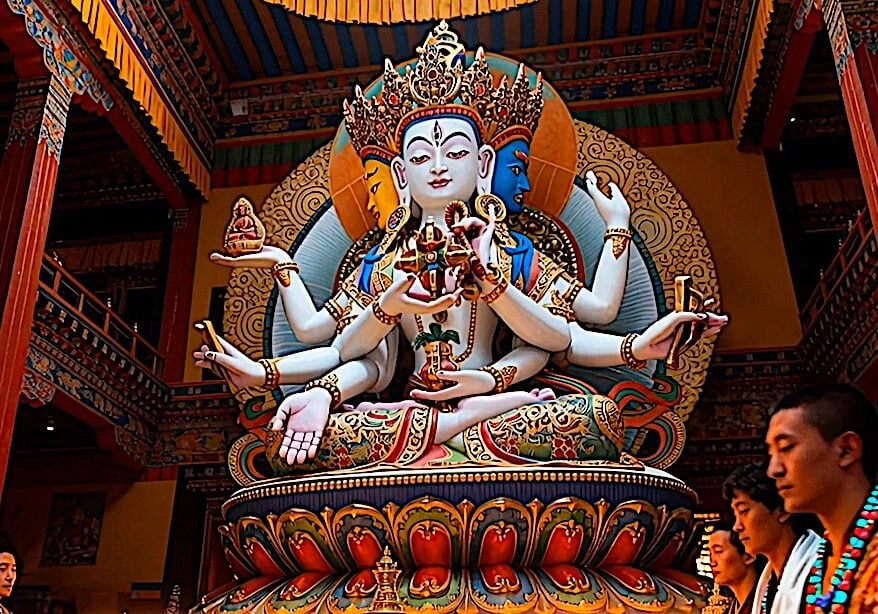 Ushnisha Vijaya Namgyalma Statue in Temple